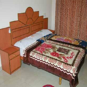 Wellington Hill Resort, Yercaud 4